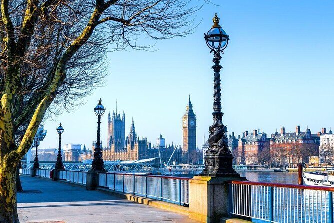 Cluefall - Immersive Treasure Hunt in London's South Bank - A Deep Dive into the Cluefall Experience