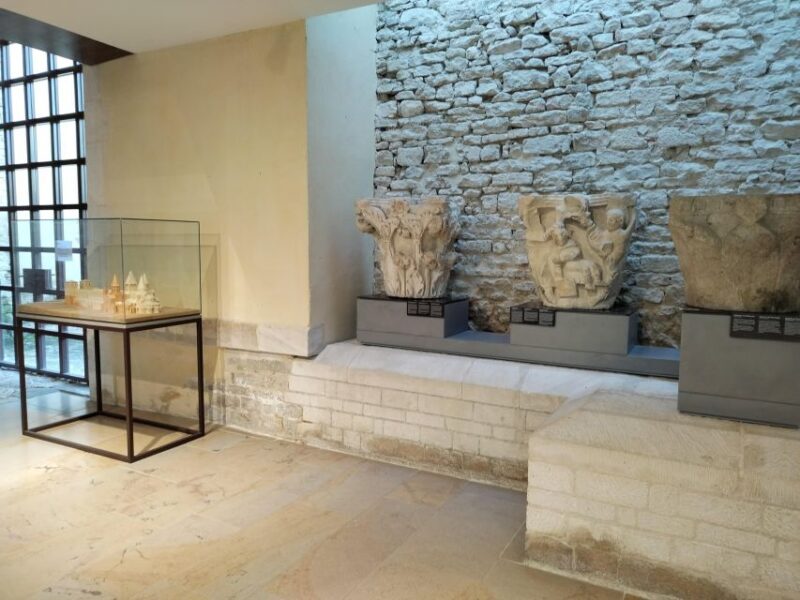 Cluny: Abbey Private Guided Tour with "ticket included" - FAQ