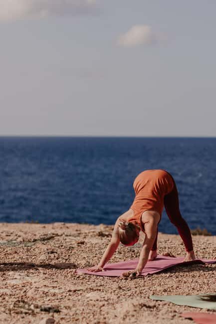 Coast & Cava  Yoga & Crystal Waters in Benidorm - A Closer Look at the Experience