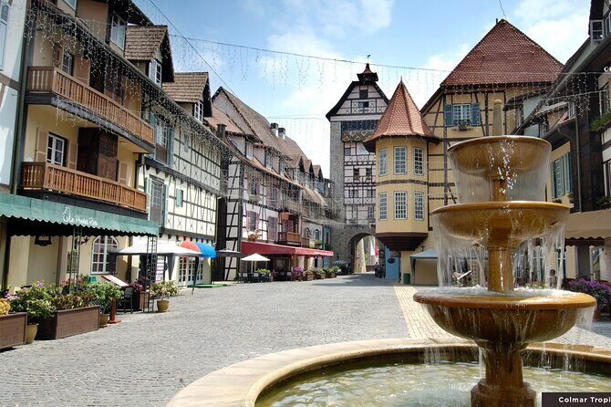 Colmar Tropicale and Batu Caves Day Trip (SIC - Join In Tour) - Key Points