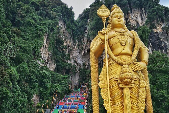 Colmar Tropicale and Batu Caves Day Trip (SIC - Join In Tour) - The Sum Up: Who Is This Tour Best For?
