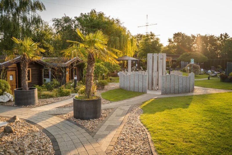 Cologne: 1-day ticket for the Aqualand adventure pool including sauna world - Key Points