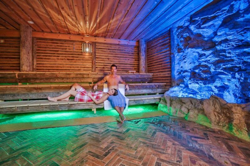 Cologne: 1-day ticket for the Aqualand adventure pool including sauna world - What to Expect at Aqualand Cologne