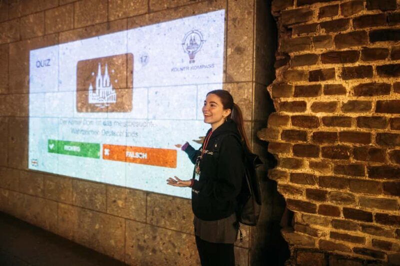 Cologne: Cologne Cathedral & Old Town in the evening  interactive tour with projector - Who This Tour Is Best For