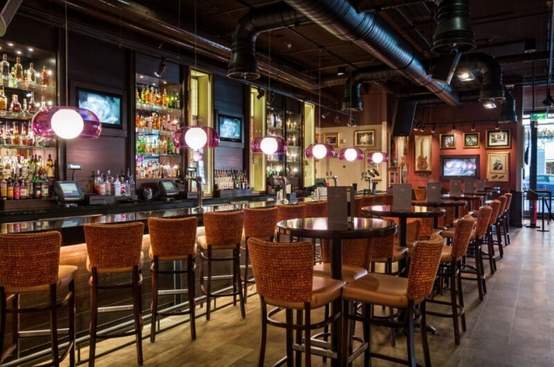 Cologne: Hard Rock Cafe with Set Menu for Lunch or Dinner - FAQ