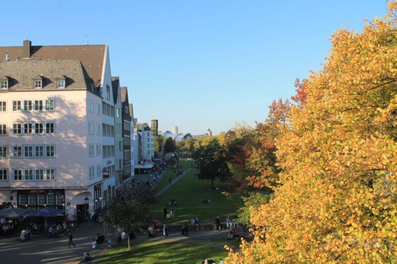 Cologne: Kölsche Highlights-/Altstadt Tour in German - Practical Details and Value