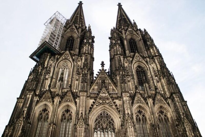 Cologne: Must-See Attractions Walking Tour - A Deep Dive into the Cologne Must-See Attractions Walking Tour