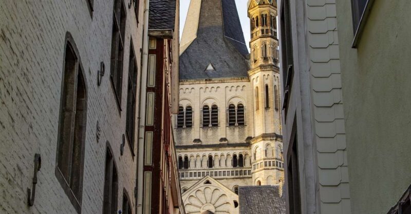 Cologne - Old Town Historic walking tour - Practical Considerations and Value