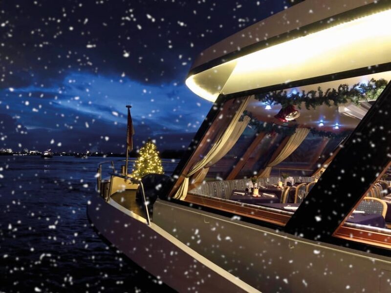 Cologne: Rhine River Winter Cruise with Festive Music - Key Points