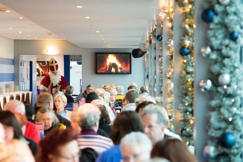 Cologne: Winter Afternoon Boat Cruise on the Rhine - Practical Tips for Travelers