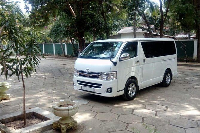 Colombo Airport (CMB) to Pigeon Island Beach Resort, Nilaveli Private Transfer - Who Should Book This Transfer?