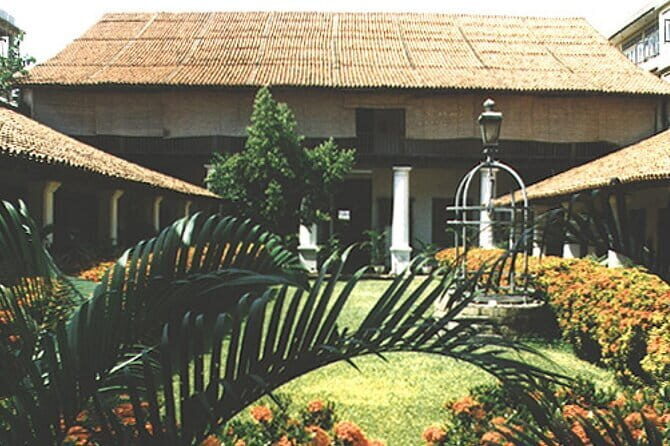 Colombo City Tour From Bentota - A Deep Dive into the Colombo City Tour