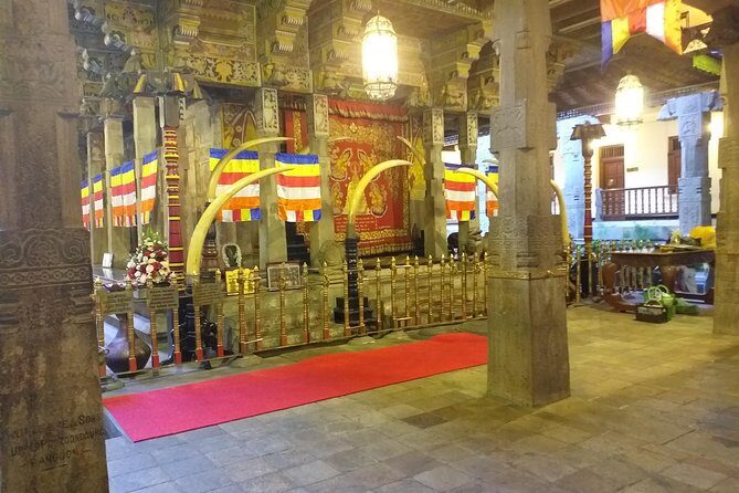 Colombo city tour starting from Negombo with License chauffeur Guide - A Closer Look at the Colombo City Tour Starting from Negombo