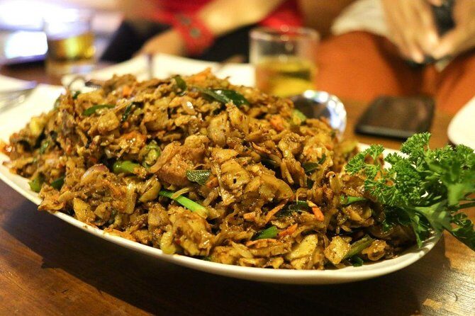 COLOMBO PRIVATE CITY TOUR WITH street food( All inclusive ) - Key Points