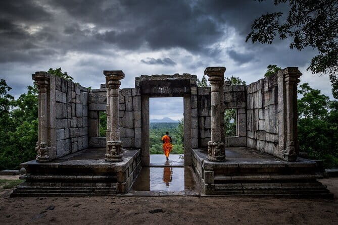 Colombo to Dambulla Shuttle & Yapahuwa Historical Exploring - The Value of This Experience