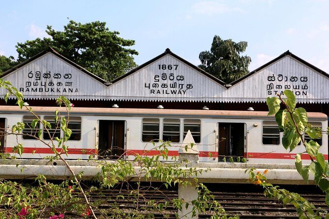 Colombo to Kandy Train Tickets (Reserved Seats) - The Sum Up
