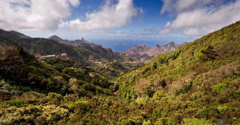 Colon Weekend Skies - Vallehermoso: Poet’s Land and Juniper Forests