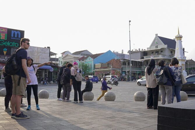 Colonial Historical Walking Tour in Yogyakarta - What Travelers Can Expect