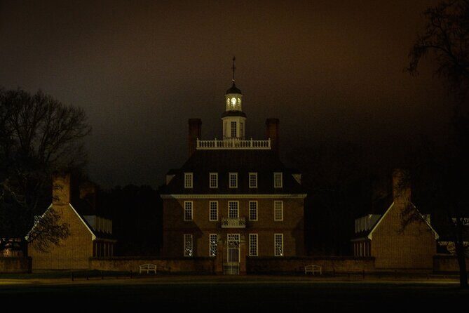 Colonial Williamsburg Dead of Night Ghost Hunt with Equipment - Key Points