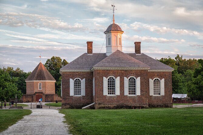 Colonial Williamsburg Wander: A Journey Through Time - Who Should Book This Tour?