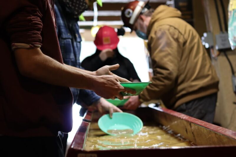 Colorado: Red Rocks, Dinosaur Tracks, & Gold Mine Tour - Who Is This Tour Best For?