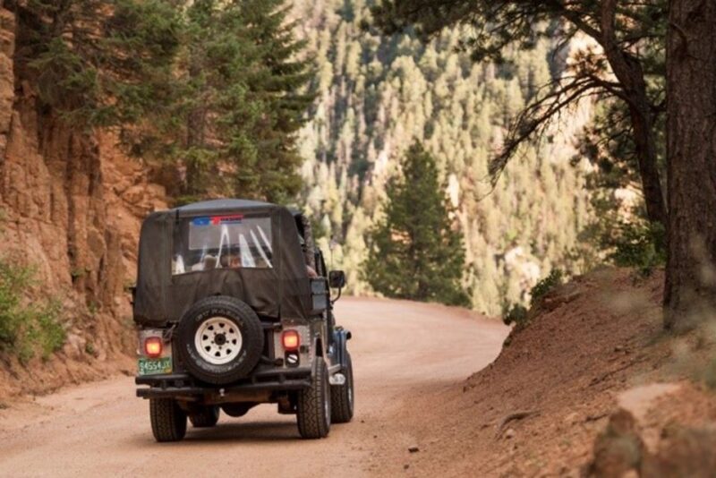 Colorado Springs: Garden of the Gods and Foothills Jeep Tour - Who Should Consider This Tour?