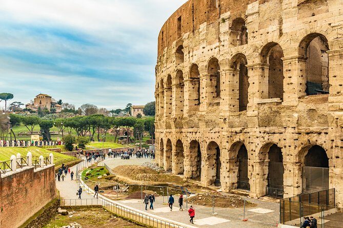 Colosseum and Roman Forum Group Tour or Self Audio Guided tours - Key Points