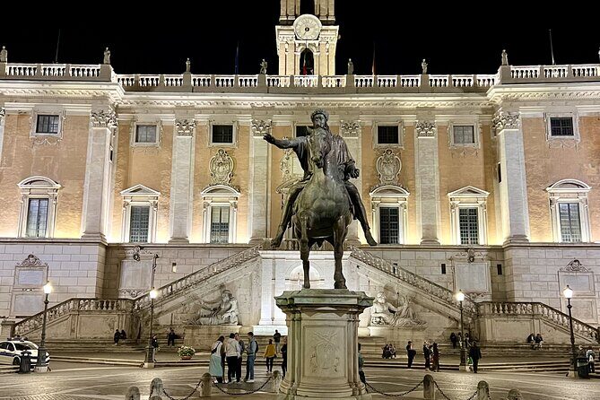 Colosseum and Roman Forum Sightseeing Area Night Walking Tour - A Closer Look at the Itinerary