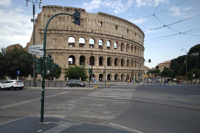 Colosseum, Roman Forum and Trajan's column - A Closer Look at the Itinerary