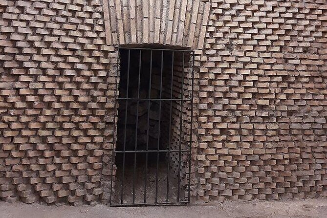 Colosseum Underground Night Tour - VIP experience - Who Should Consider This Tour?