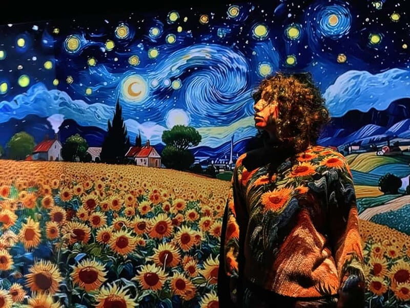 Combined ticket: Digital Exhibition & Museum of Illusions - What You Can Expect from the Digital Exhibition