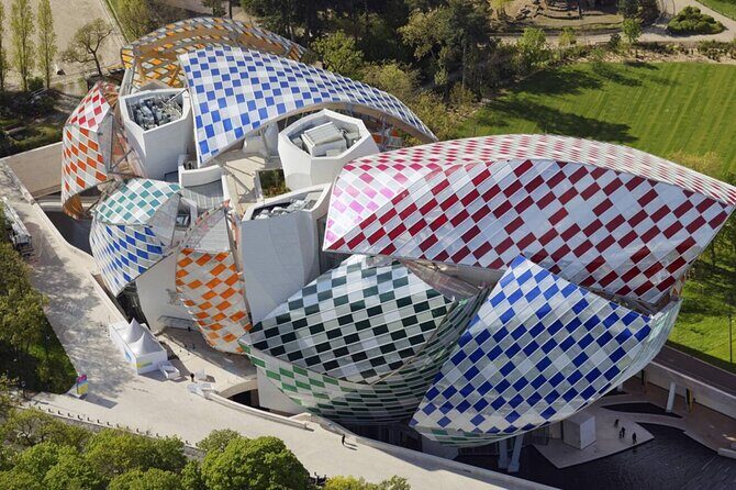 Combo: Side car Tour in Paris + Louis Vuitton Museum - Key Points