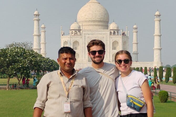 Combo Taj Mahal & Agra Fort Full Ticket & Guided Tour - FAQs