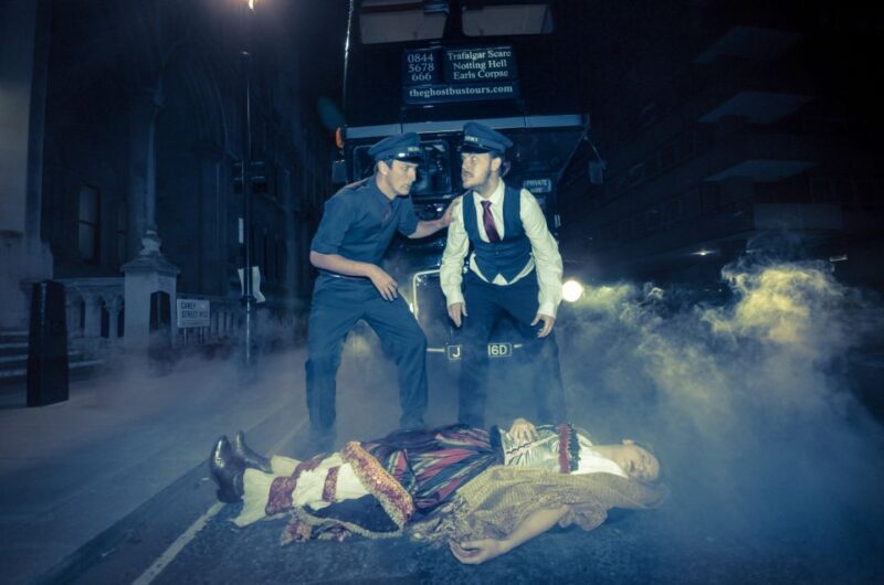 Comedy Horror Show: York Ghost Bus Tour - An In-Depth Look at the York Ghost Bus Tour