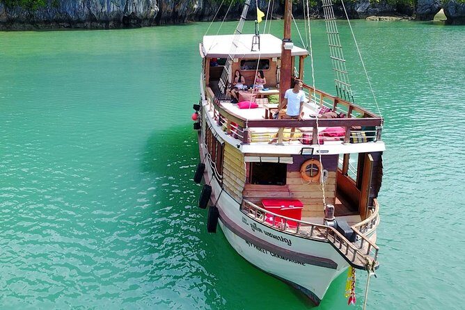 - Comfortable boat for cruising in Phang Nga Bay - The "Must-Do"! - An In-Depth Look at the Tour Experience