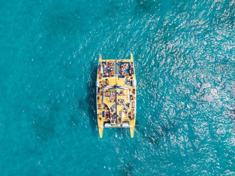 Comino: Blue Lagoon Catamaran Cruise with Lunch and Open Bar - Key Points