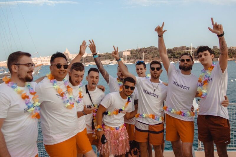 Comino: Blue Lagoon Catamaran Cruise with Lunch and Open Bar - FAQ