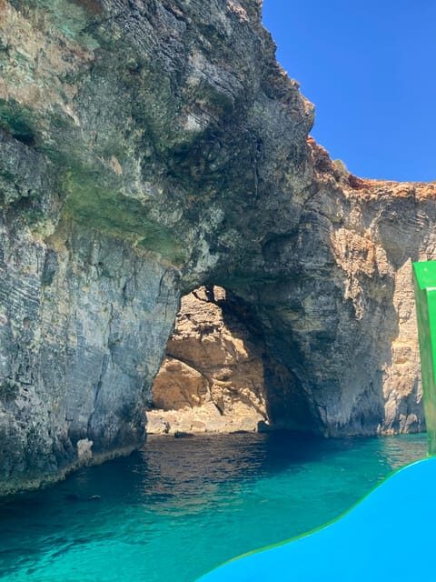 Comino: Private boat tour with Snorkeling activities & caves - What Makes This Tour Truly Valuable?