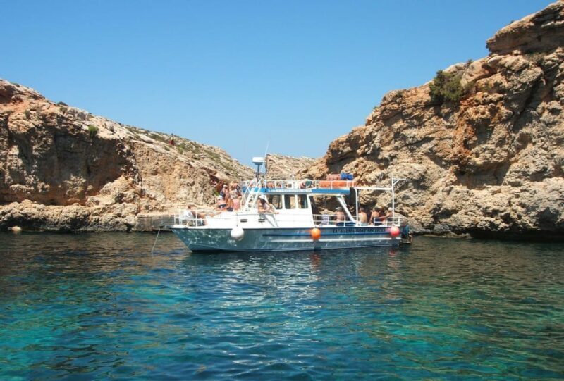 Comino: Private Boat Trips, Swimming stops and Caves Tours - Practical Details and Tips