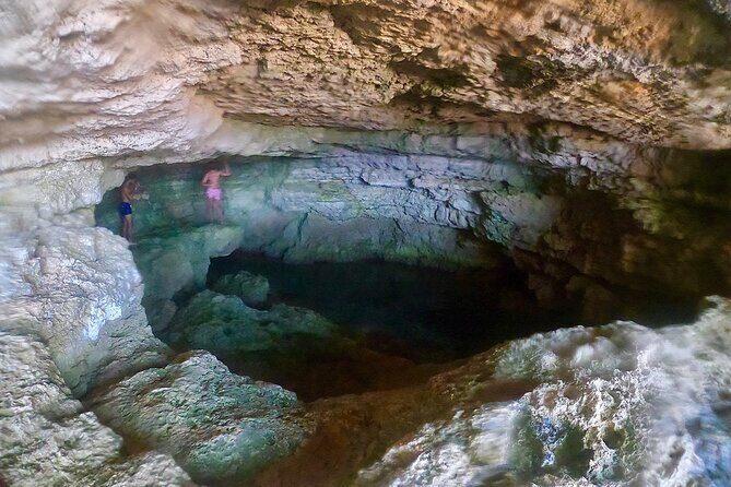 Comino Private Boat with Snorkeling and Cave Sightseeing - Analyzing the Value