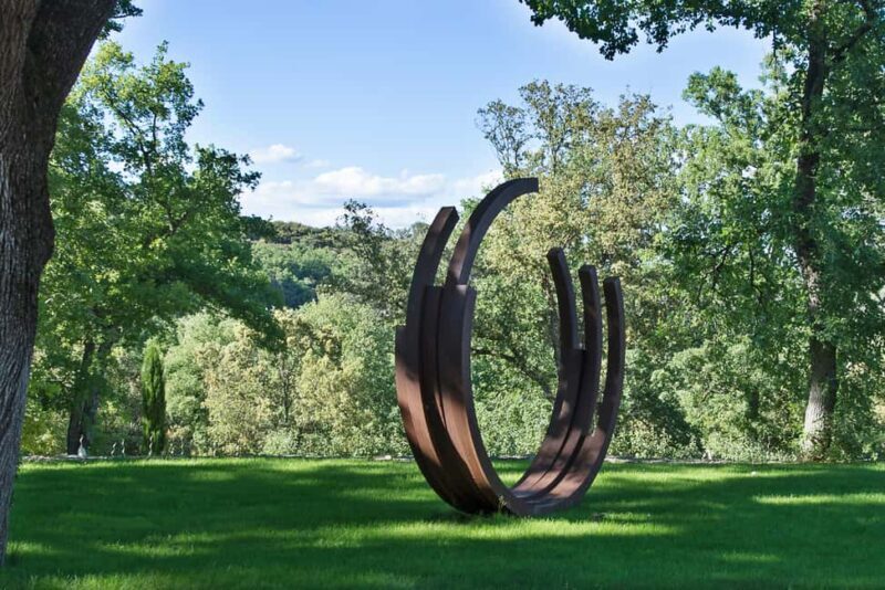 Commanderie de Peyrassol: Guided tour of the Art Collection - Key Points