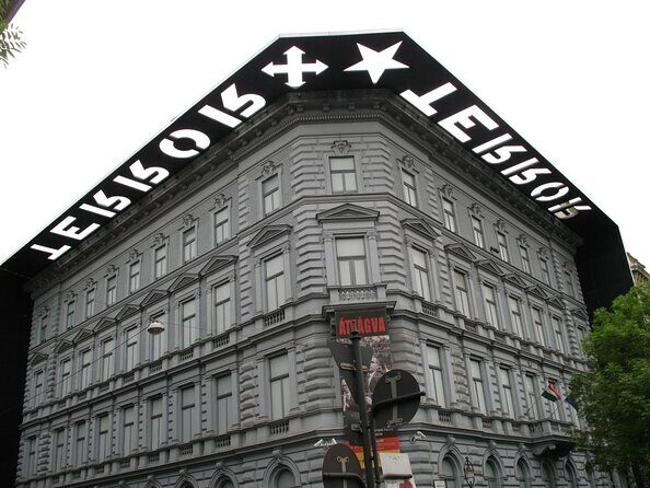 Communism in Budapest: Private Tour with House of Terror Museum - Key Points