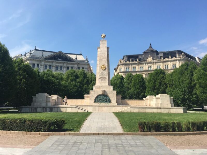 Communist Budapest Private Walking Tour - Key Points