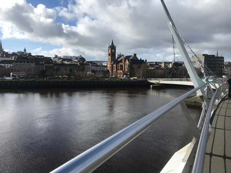 Complete city tour of Derry - A Deep Dive into the Derry City Tour Experience