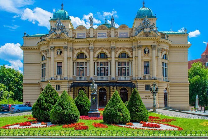 Complete Cracow Bike Tour (small group of maximum 8 people!) - An In-Depth Look at the Cracow Complete Bike Tour
