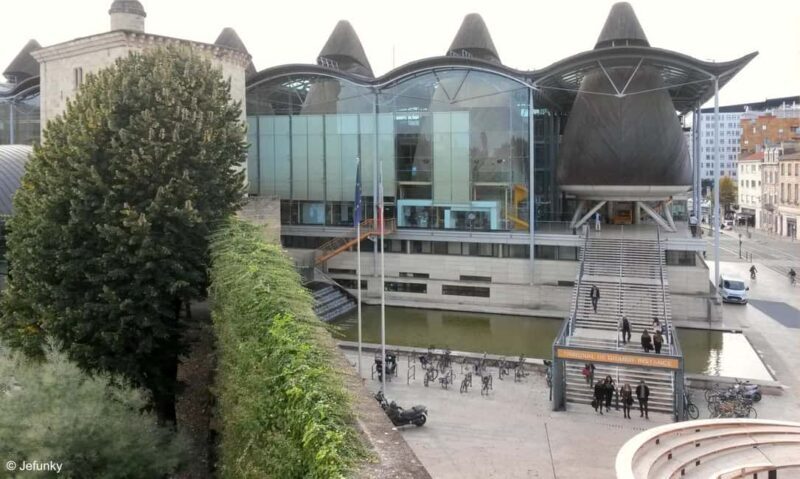 Contemporary Architecture in Bordeaux city center! - Discovering Bordeaux’s Modern Heart