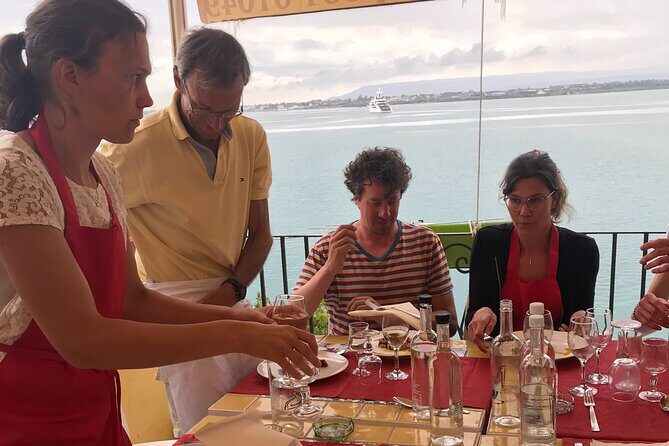 Cook, discover sights, taste food & wine with a chef in Syracuse - Why Is It Worth It?