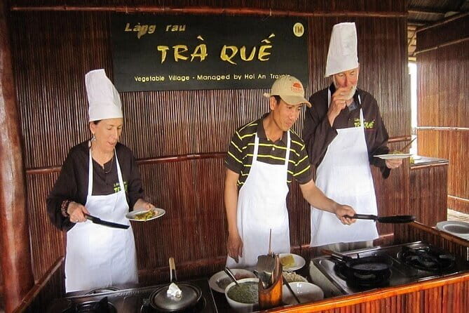 Cooking Class at Tra Que Village in Hoi An - Key Points