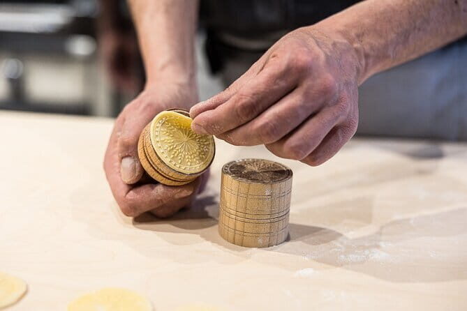 Cooking Class in Florence Pasta & Tiramisu Making Unlimited Wine - Analyzing the Value for Money