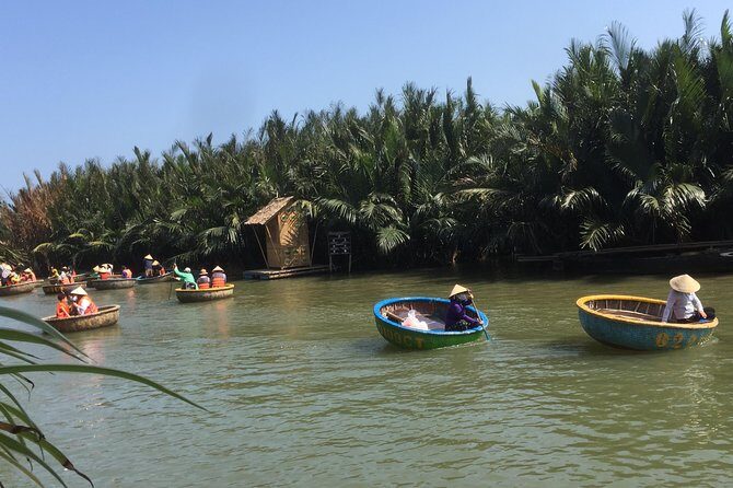 Cooking class, market tour and basket boat tour - The Sum Up
